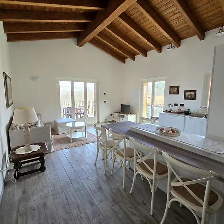 아파트 Oasi Di Pace Nella Val Di Taro *