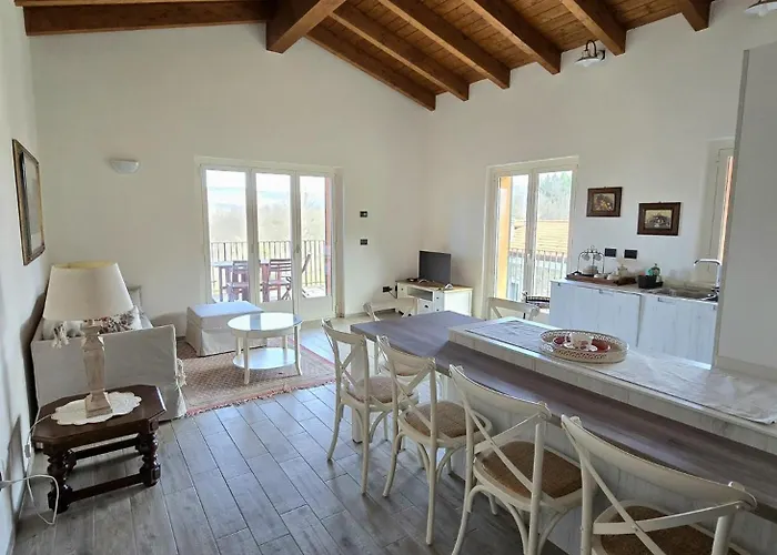 Lägenhet Oasi Di Pace Nella Val Di Taro *